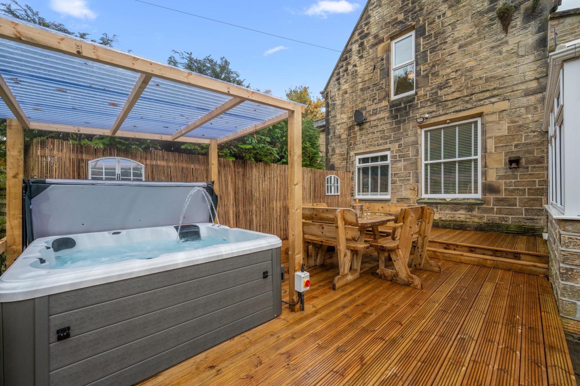 Relax At Little Hawkcliffe Villa Steeton Exterior foto